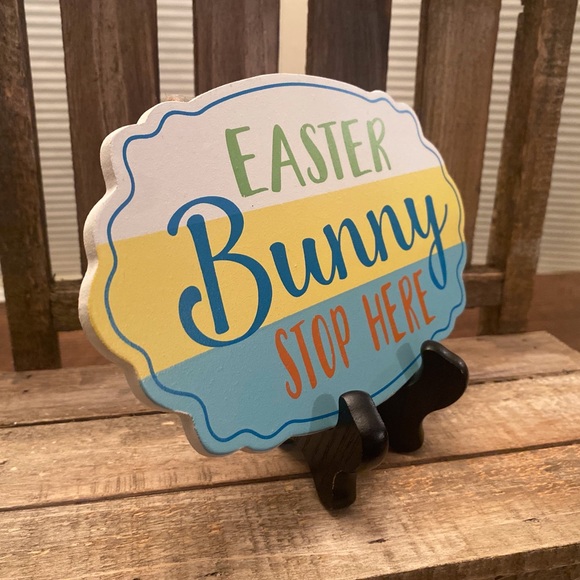 Easter Hanging Wood Wall Decor Signs Set of 2, Bunny Kisses & Easter Wishes Sign - Picture 8 of 16